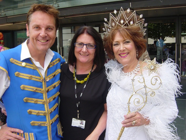 Brian Conley and Lynda Bellingham in panto Cinderella with Mandy Rose of the Birmingham Hippodrome